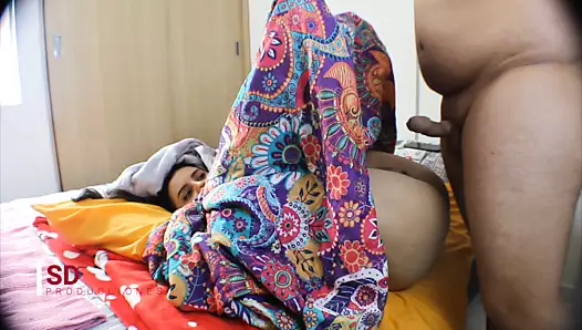 Üvey Kardeşine Doğum Günü Hediyesi Veriyor -  Melanie Caceres - İspanyolca Porno