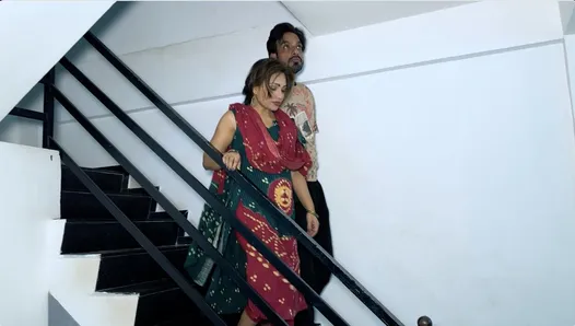 Hizmetçi erkek arkadaşını Sahab'ın evine getirdi