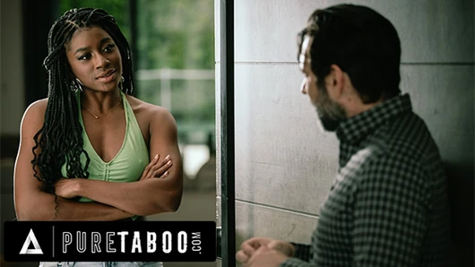 SAF TABU Aşağılanmış Cuckold Aldatan Karısının Sevgilisinin Üvey Kız Kardeşi Nicole Kitt'i Eşitlemek için Sikiyor