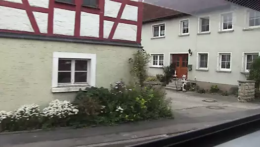 popp sylvie aus ansbach - bir otobüste açık alanda yüz attırmashot