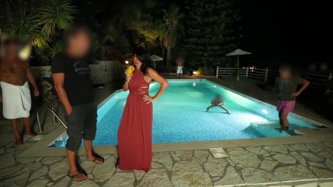 Alexandra Wett Fetiş Partisinde Götünü Kamuya Sunuyor