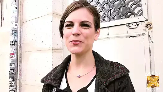 marie porno deniyor ve durmak istemiyor