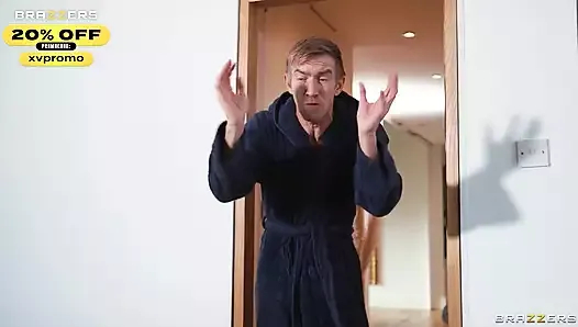 Sevgililere Rezervasyon, Sevgililere Sikiş.Sienna Günü, sikişa Kurt Brazzers