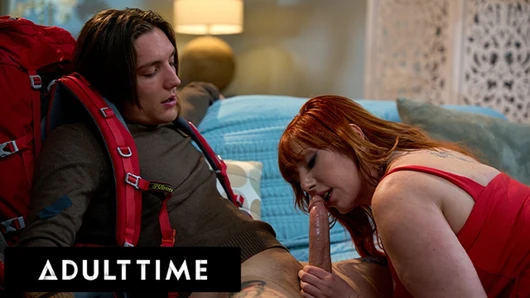 YETİŞKİN zamanı - MİLF Lauren Phillips Azgın Genç Komşu Tarafından Mastürbasyon yaparken yakalandı! BİRLİKTE bitirirler