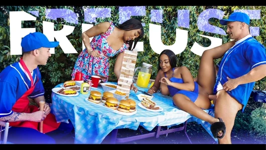 Dorian'ın Üvey Babasının Günü, Lily'nin Tüm Gün Sakso Çekmesi ve Kremsi bir Finalle Tamamlandı